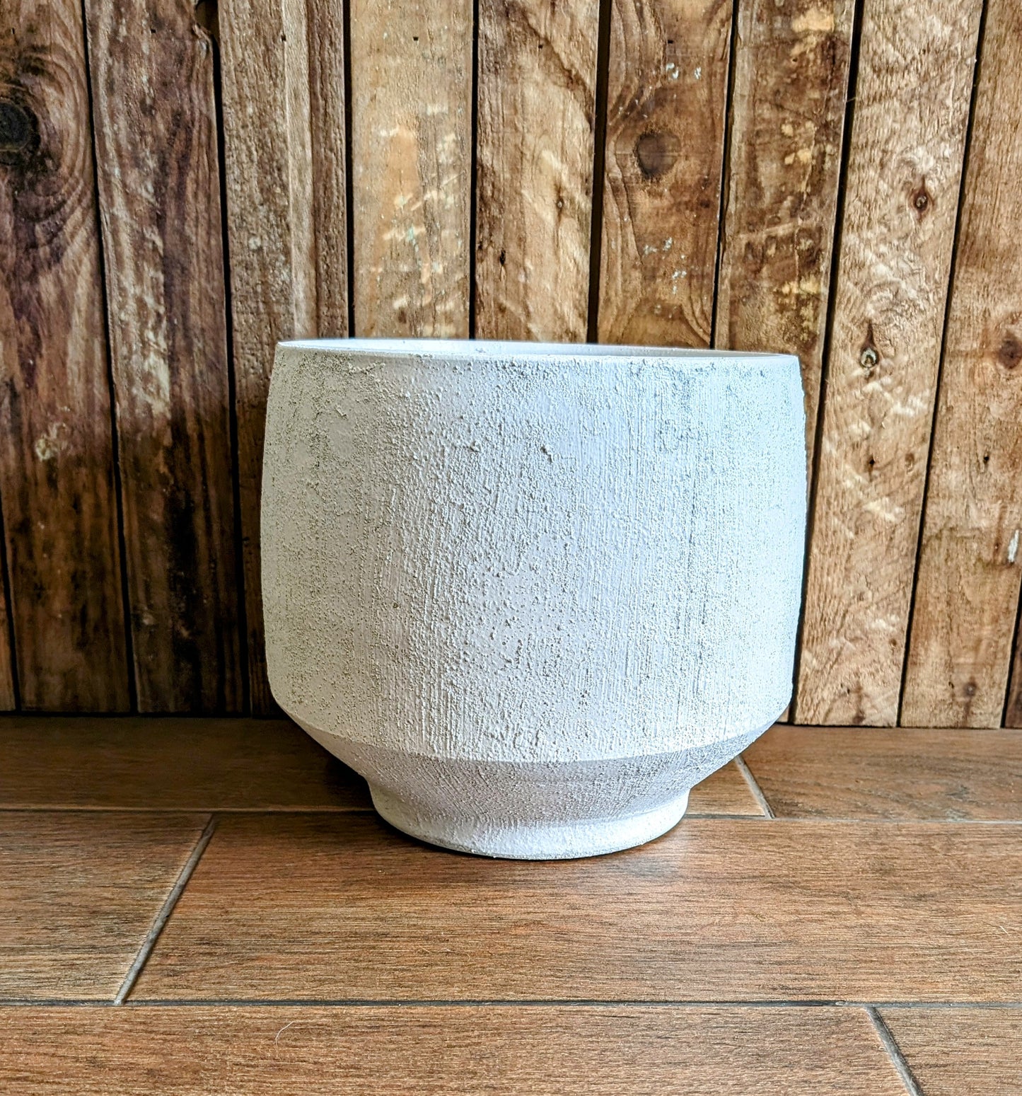 White Rustic Pot 30cm