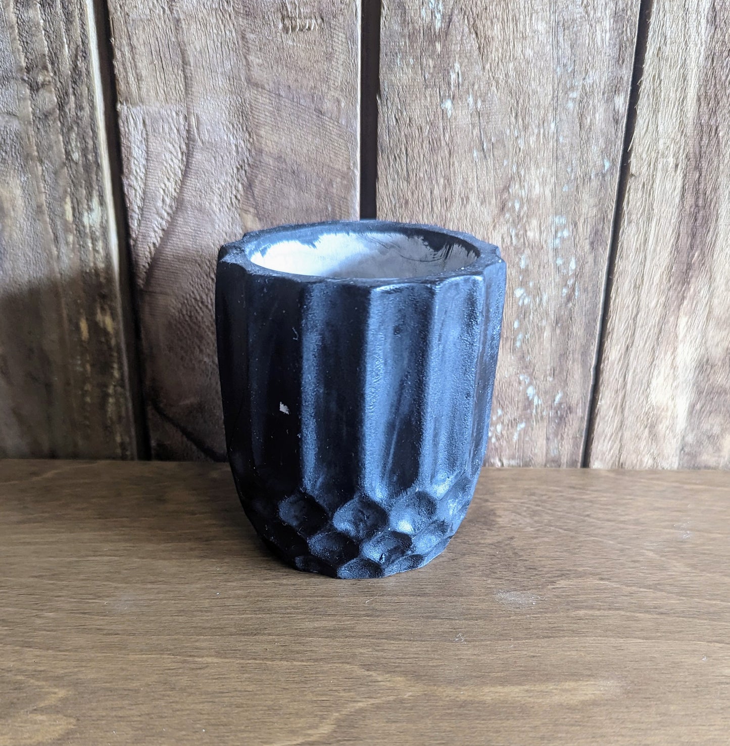 Painted concrete pot 6cm