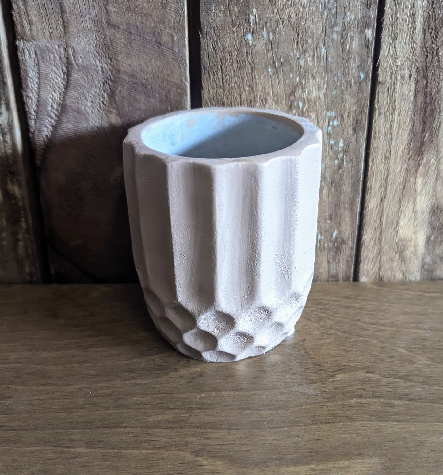 Painted concrete pot 6cm