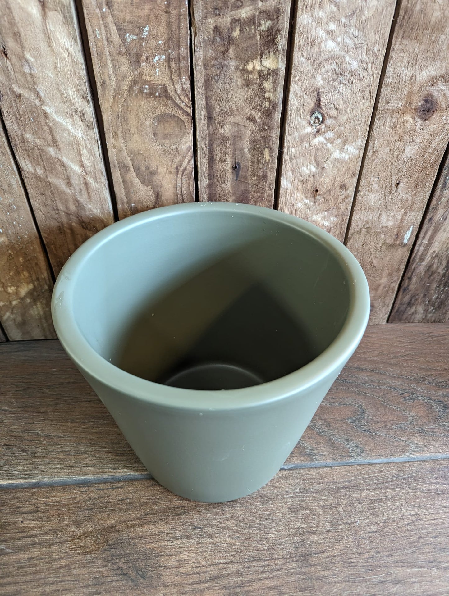 Olive Tapered Pot 21cm